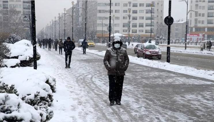 İstanbul'a kar yağışı için tarih verildi! Bahardan kalma son günlerin tadını çıkarın 2